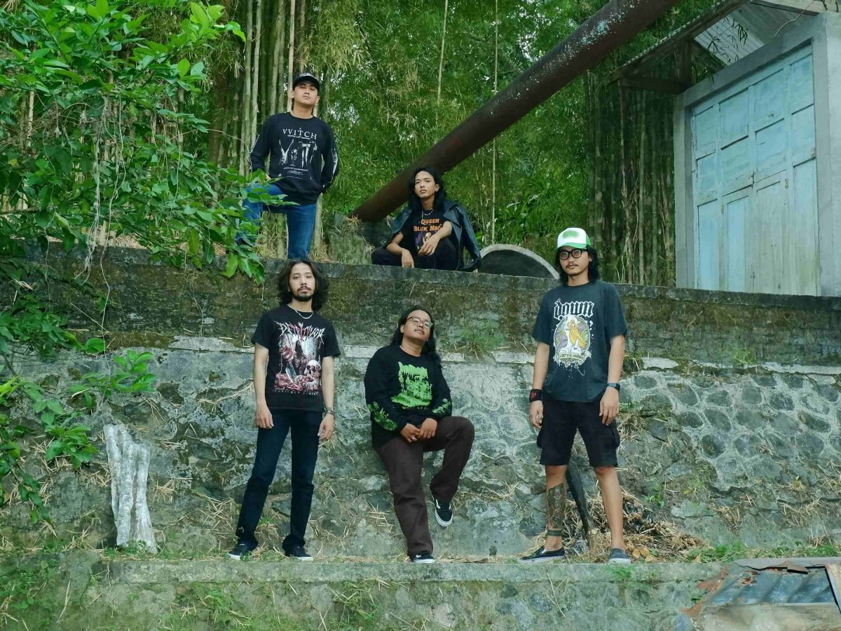 Ngobrol Bersama DeathGang: Grup Stoner Pelebur Batu Setan yang Mengidolakan Lana Del Rey